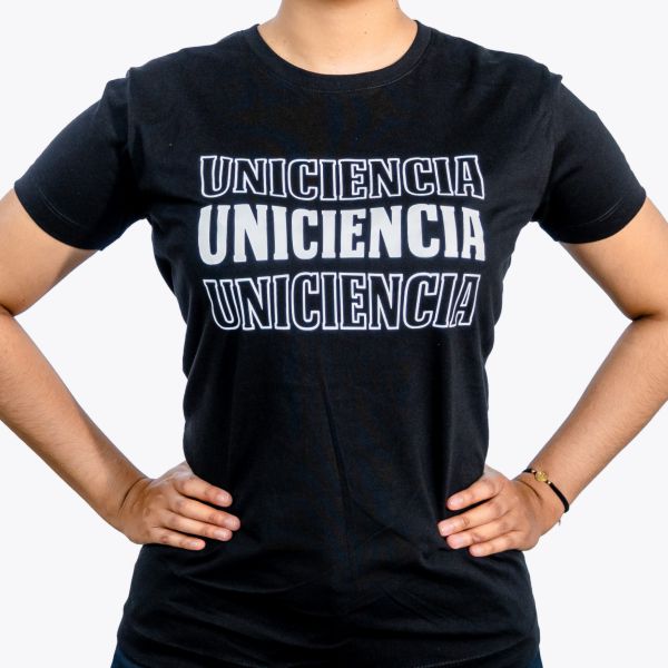 Camiseta negra
